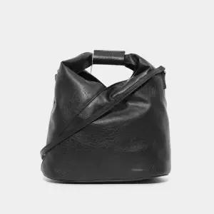 마르지엘라 26FW 넘버링 MM6 핸드스트랩 여성 크로스백 SB6WD0026 P8396 T8013