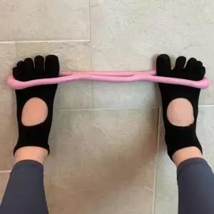 [OF45O5RO]홈트 필라테스 발가락 양말 블랙