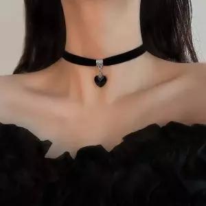 진주 하트 목걸이 벨벳 레이스 초커 하객룩 연주회 파티 연출용