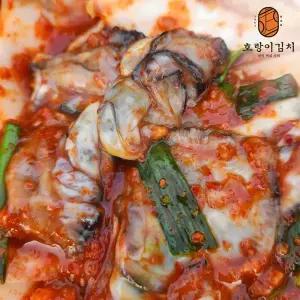 [호랑이김치]국산 통영굴 배추 굴 김치 생굴 겉절이  1kg