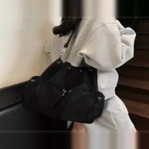 [미라클세븐]신상오픈런 여자 데일리 실용적 투웨이 크로스백 백팩 데일리