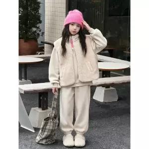 [아이옷샵]양털 베스트 후디 3종 셋업 여아조끼 패딩조끼 겉옷 겨울 기모 크림 주니어 초등학생 R23959