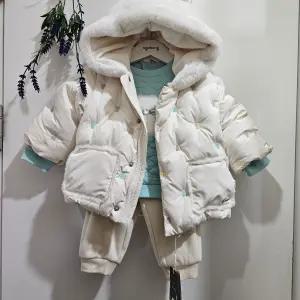 [아가방]가브 곰 자수 다운 점퍼   01S725002