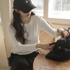 [4사이즈/스트릿] 언발 컷팅 셔링 포인트 티셔츠