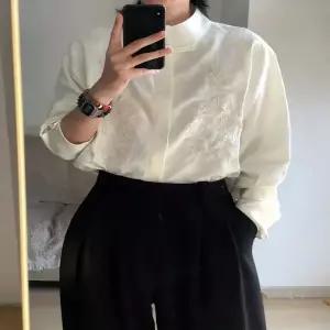 스탠드 카라 셔츠 와이셔츠 남방 차이나 신중식 국풍 개량 한복 단추 디자인의 남자 남성 칼라 고급스러운