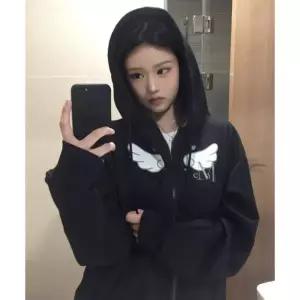 무센트 MUCENT 실프 도트 엔젤 후드 집업 남녀공용 2컬러