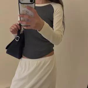 [메이비베이비] Mirovie Tee (2colors)