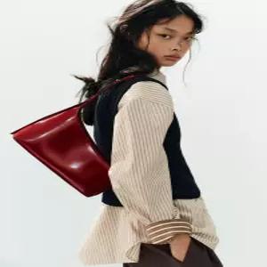 [정품] 자라 ZARA 비대칭 숄더백 - 레드 6318/810/600