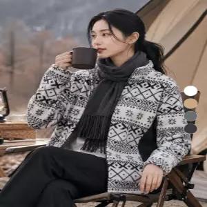 이지바이 스노우베리 여성 겨울 눈꽃 패턴 기모 플리스 집업 자켓(W4WJ16)