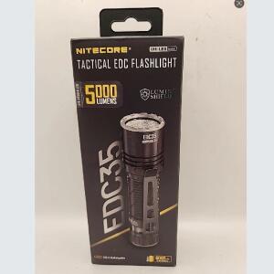 Nitecore EDC35 USB-C 충전식 LED 토치 5000LM 손전등 NiteLab UHi 빔 550미터 핸드라이트 내장 6000mAh 배