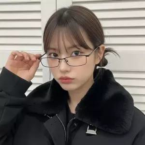 가벼운안경 사각뿔테안경 사각메탈 데일리뿔테 안경 지적인 긱시크