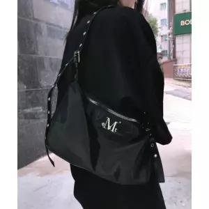 MUCENT 모터 펀칭 숄더백 크로스백 154690