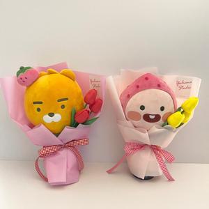 튤립안은 카카오 인형꽃다발 라이언 어피치 학사모 유치원 입학식 학예회 졸업식 재롱잔치 발표회 연주회