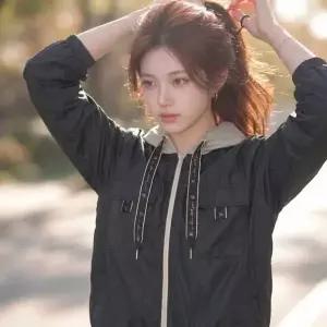 아델라이크 플랩 투포켓 테이프 포인트 후드점퍼 파크골프옷 빅사이즈 여성골프웨어 당일발송 봄자켓