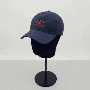 [엄브로] 에센셜 하이 나일론 볼캡 DARK NAVY EVR UR323CCP90 DVY0