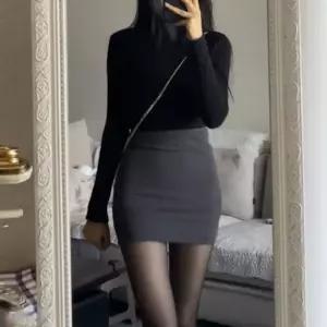 허리 밴딩 H라인 스판 미니 스커트