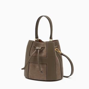 [AK분당점] [헤지스] [H-BAG]카키 H패치 소가죽 미니 토트 크로스백 HIWA6F223K2