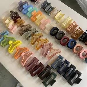 선물용 1000원 유광 컬러 무광 매트 헤어 집게핀 ver.1