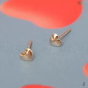 14K 골드 하트 일자침 기본 금 귀걸이
