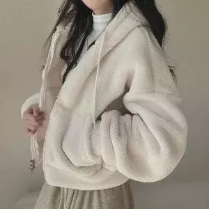 [제이큐]양털 세미크롭 후드집업