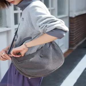 슈펜 코듀로이 반달백 HPABCGF901 139619