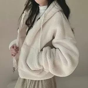 데일리룩 여자후드집업 여성후드집업 2color 겨울 후드집업 자켓 여자 뽀글이 후리스 크롭