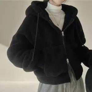 [라일리] Rly 후드집업 양털 퍼 세미크롭 여성 겨울 후리스 아우터