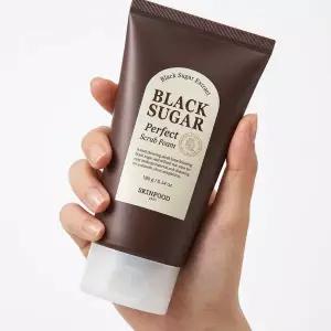 [1+1/단독기획] 스킨푸드 블랙슈가 퍼펙트 스크럽 폼 더블기획 (180g+180g)