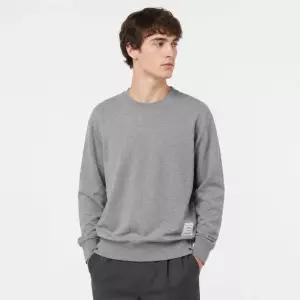 톰브라운 FW25 남성 크루넥 풀오버 맨투맨 MJT085A 03377 055 1791043 055