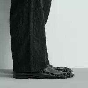 ZARA 페니 장식 포멀 로퍼 - 블랙 2629/720/800 106332