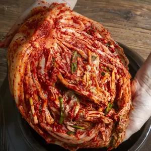 화끈하게 매운 배추 포기김치 1kg