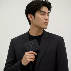 루이비통 멀티플 월릿 M61695 남성 반지갑