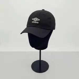 엄브로 클래식 나일론 볼캡 BLACK UR323CCP91 BLK0