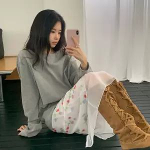 [메이비베이비] Solenne Sweatshirt (2colors)
