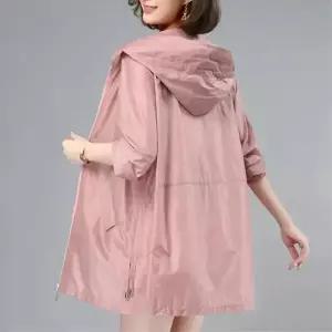 여성 빅사이즈 트렌치코트 여름 얇은 자켓 자외선 차단 후드 코트 야외 긴 윈드 브레이커 캐주얼 아웃웨어