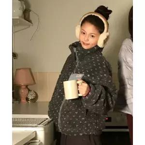 WHO.A.U Reversible Dumble Jumper / WHJJG4T11F