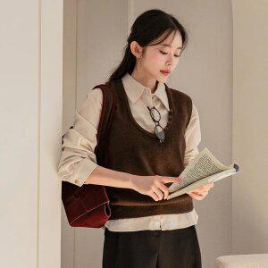 [캔마트] 단추 딥 유넥 니트 조끼