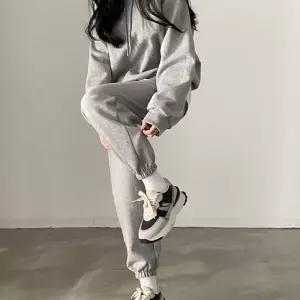 여성 캐주얼 레이어드 루즈핏 조커 트레이닝복 세트 데일리룩아이템 가을데일리룩 대츄리닝 Tr8AFF8