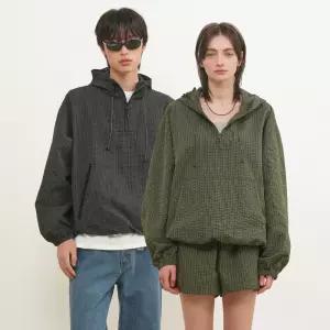 UNISEX 시어서커 체크 후드 아노락 [2COL] / GF1UJK009