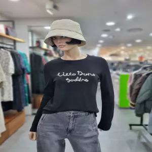 베네통/애플아울렛/레터링 자수 슬림 골지 티셔츠/BATSA4641