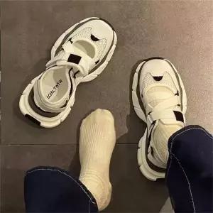 비욘드스타일 여성 메쉬 스트랩 단화 1002330