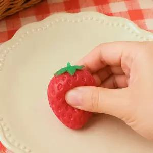 딸기 크런치 슬랑이 말랑이 촉감놀이 주물럭