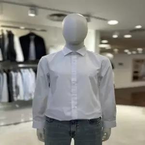 [ ZIOZIA ] 세미 와이드 카라 드레스 셔츠 ABG2WD1101WT