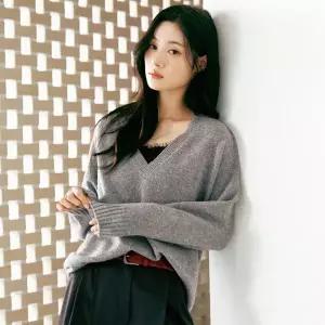 [롯데백화점]온앤온 울 V넥 니트 NEK6AP811