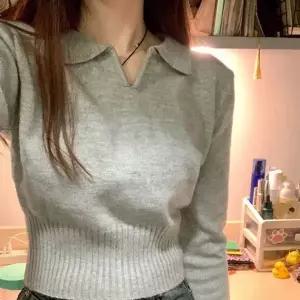 [하프클럽/]데일리 작은브이카라넥크롭니트티 포인트 아이템 패션