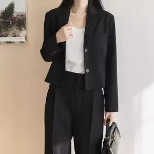 여자 봄 크롭 짧은 긴팔 미니 아우터 스판 자켓 데일리 코디