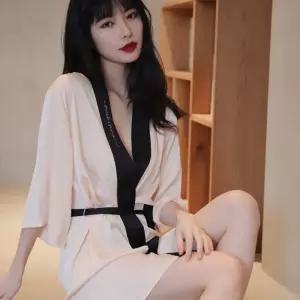 2컬러 여성 실크가운 로브 샤워가운 슬립 골프가운