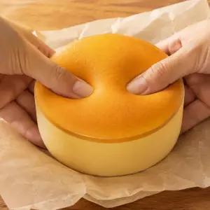 13cm 대왕 카스텔라 빵 스퀴시 말랑이 스트레스볼
