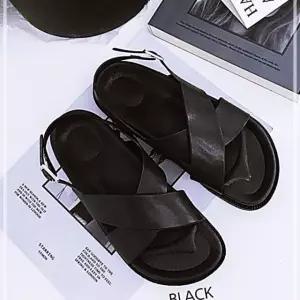 여자 슬리퍼 1컬러 신발 백스트랩 샌들 로우힐 DWCA1449
