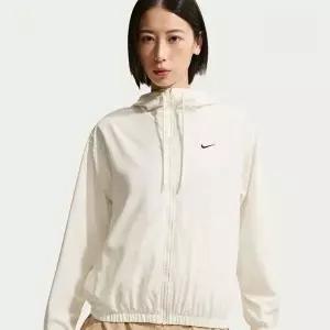 [백화점 상품] 나이키 스포츠웨어 여성 UV 루즈 핏 후드 재킷 IM8162-133